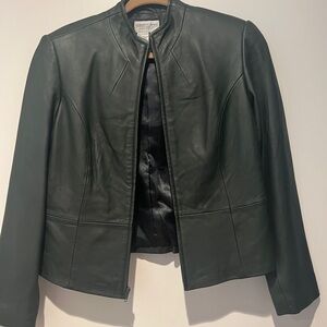 Leather Jacket gorgeous green color. Newport News Easy style. Never used